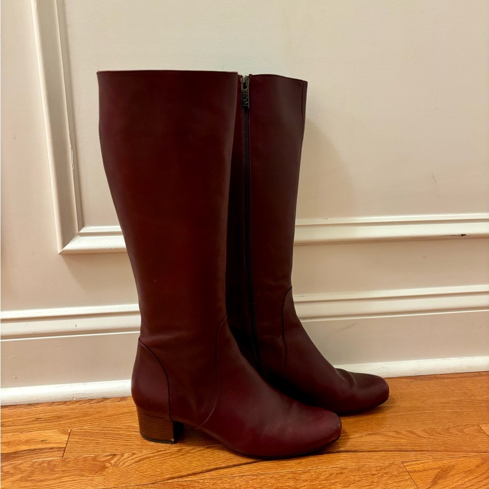 Elegant Burgundy Knee-High Boots